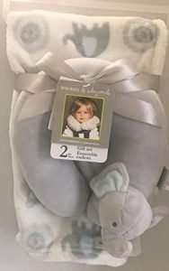 Pillow And Blanket Set 1